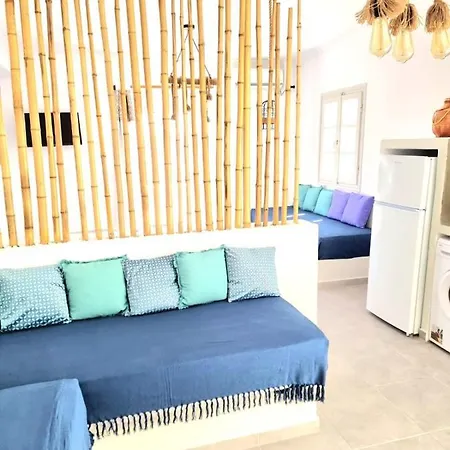Joannes Vacation Apartment Adamantas (Milos)