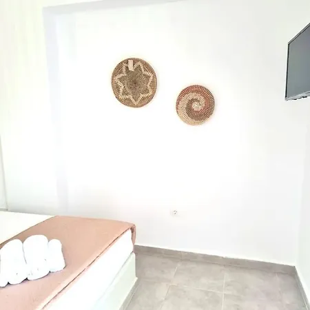 Joannes Vacation * Αδάμας