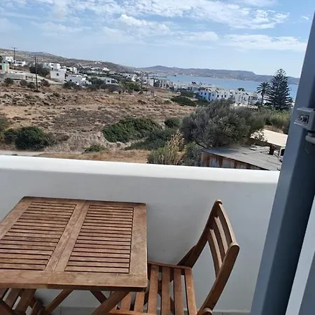 Joannes Vacation Adamantas (Milos)
